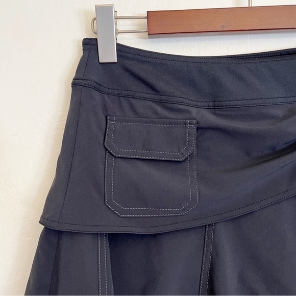 •ATHLETA• Black Wherever Layered Ruched A-Line Skort Size 2 - Picture 3 of 8
